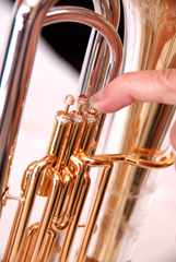 Tuba Ventile aus Gold mit Brillanten, Rubin und Smaragd besetzt